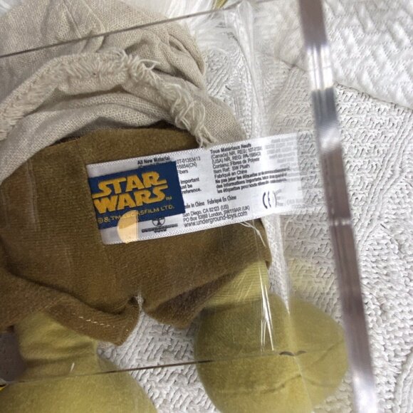 Underground Toys Star Wars Talking Yoda Plush Stuffed Doll Toy 10" - Picture 7 of 9